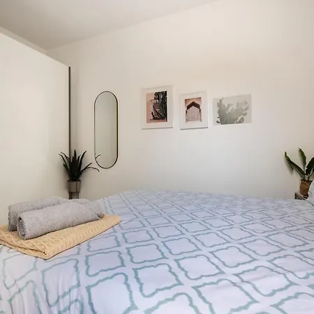 Bright Spacious Getaway Close To The Sea Gzira