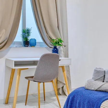Bright Spacious Getaway Close To The Sea Apartment