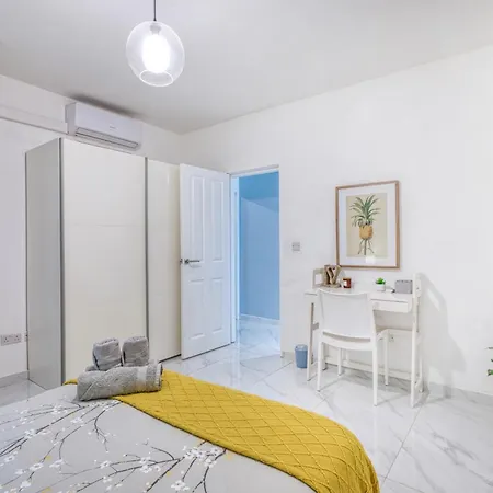 Bright Spacious Getaway Close To The Sea * Gzira