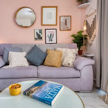 Bright Spacious Getaway Close To The Sea Apartment