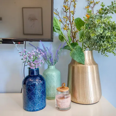 アパート Bright Spacious Getaway Close To The Sea *