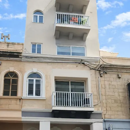 Bright Spacious Getaway Close To The Sea * Gzira